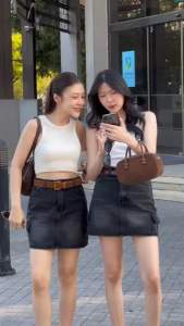 กระโปรงยีนส์รุ่นกระเป๋าคาร์โก้ (ข้างในไม่มีซับ)ยาว 16 นิ้ว