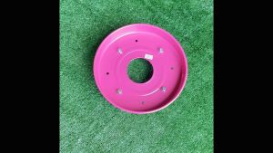 ฐานวางถังแก๊ส (สีชมพู) แบบมีล้อเลื่อนได้ สำหรับถังแก๊ส 7 และ 15 กก. ใส่ได้ทุกยี่ห้อ ที่วางถังแก๊ส ล้อวางถังแก๊ส