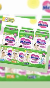 MERRIES Popok Bayi Pants Good Skin Diaper Pants Anti Gatal di Kulit Size S-XXL / Ball Original BPOM