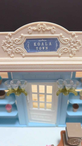 Koala Town Ice Cream Shop DIY Miniature Dollhouse Playset with Bunny Figure & Accessories ■