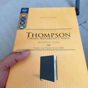 Thompson-Chain-Reference-Bible
