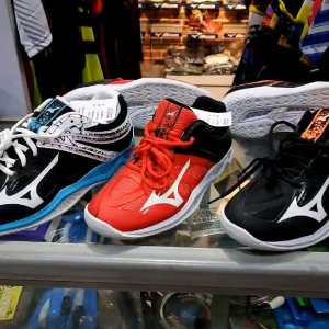 ( OBRAL ‼️‼️).SEPATU VOLI SEPATU BADMINTON  MIZUNO THUNDER BLADE 2 LOW 100%
