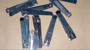 GUNTING KUKU STAINLESS BESAR