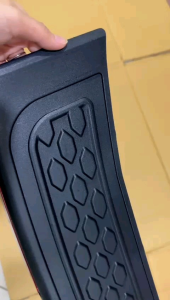 Sillplate Belakang Fortuner 2021 2023 2024 2025 Hitam Reflektor