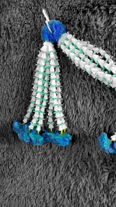 พวงมาลัยสามชาย เเบบสายรัก