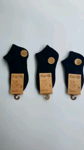 เท้าเด็กสีดำผ้าฝ้าย (Cotton) ราคาคู่ละ 25 บาท และ 5 คู่เพียง 100 บาท