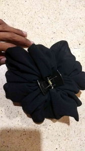 Jepit Scruancie & Sanggul Kerudung: Aksesoris Kerudung Untuk Pernikahan