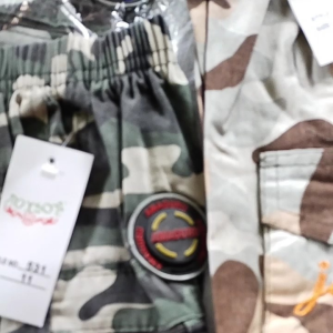 NEW NEW KOREAN JOGGER ARMY SIXPOCKET WITH ILAW FOR KIDS SOBRANG GANDA ASTIG ANG DATING MAGANDA REGALO NGAUNG PASKO RANDOM COLOR