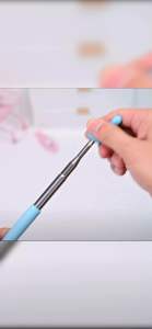 ไม้ชี้กระดาน ไม้ชี้สอน ยืดได้ 68cm หัวทรงน่ารูปนิ้วชี้ ด้านชี้หนังสือ เสาชี้บอร์ด พร้อมส่งในไทย