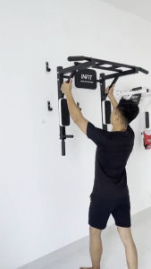 Xa đơn treo tường tập thể dục  | - Thiết kế chắc chắn | - Bao đấm boxing 9.8 inch | - Tay cầm bọc cao su | - Kích thước 37.4 inch | - Phù hợp cho tập gym tại nhà