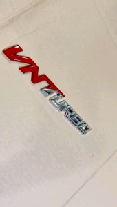 Emblem Belakang VNT TURBO Embos Merah Chrome Mobil Universal