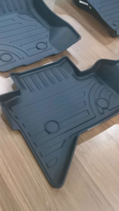 ถาดยาง Premium พรมปูพื้น​รถยนต์​ยางปูพื้นรถยนต์ งานเข้ารูป แผ่นปูพื้น​รถ รถกะบะ Cap 4ประตู​