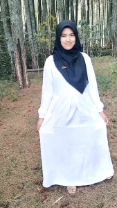 gamis putih  remaja terbaru