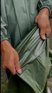 Jas Hujan Ekstrim & Setelan Full Press Anti Rembes: Bahan Karet PVC Tebal