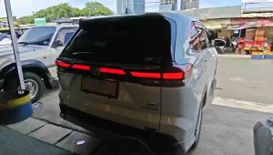 Trunklid Innova Zenix / Lampu Led / Lampu Belakang Innova Zenix