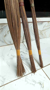 Sapu Lidi halaman gagang dan tanpa gagang Premium Harga Terjangkau Bersih Maksimal