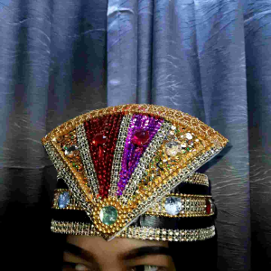 Mahkota Tari saman / mahkota saman adat aceh/mahkota Plasment Segitiga Warna