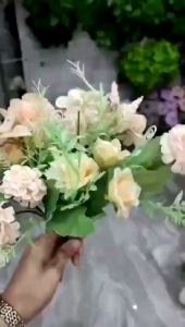 Dekorasi Rumah dengan Bunga Mawar Plastik & Hydrangea Mix