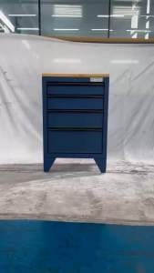 Tủ dụng cụ CSPS 61cm - 04 hộc kéo màu xanh dương kèm ván gỗ và chân tủ