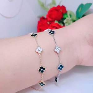 Gelang Bunga Desain Unik & Aksesoris Lapis Emas