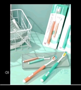 2Pcs/Pack Meyarn P V Orthodontic Toothbrush With Soft Bristles For Braces 米妍Meyarn PV 款正畸软毛牙刷牙套