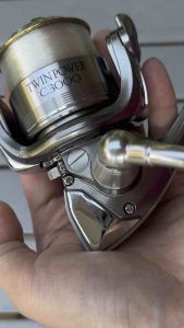 (S167) Shimano TwinPower C3000 Fishing Reel Japan Domestic Market – JDM (USED)