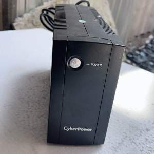 Bộ Lưu Điện UPS CyberPower UT600E-AS 600VA (chưa có bình) HỆ 12V CHẠY LIÊN TỤC ĐẾN CẠN BÌNH
