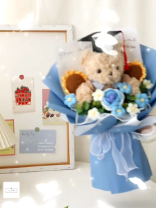 Graduation Teddy Bear Bouquet Handmade Crochet Sunflowers with Lighting Happy Celebration Unique Gift Long Lasting Remembrance