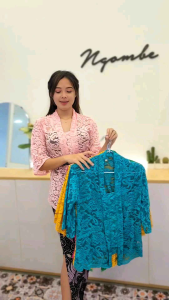 Setelan Kebaya Lonceng Strait Rok Span