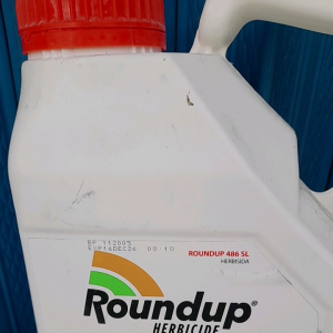 Obat Pembasmi Rumput HERBICIDA Roundup 486 SL  Isi 200 Ml