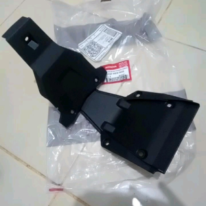 Cover Dudukan Tahanan Bawah Spakbor Belakang & Cover Rear Fender Lower ADV 160 Original Honda 80107K0WNA0