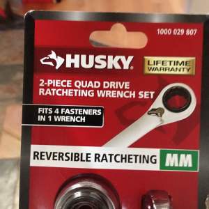 Husky Metric Quad Drive Ratcheting Wrench Set (2-Piece)