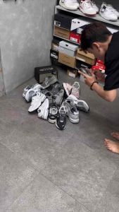 AUTHENTIC - GIÀY THỂ THAO NEW BALANCE 2002R màu hot trend bao check chính hãng