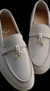 Exclusive Custom Arcobareno Classic Slip-on Suede Lamb collections รองเท้าสลิปออนที่นิ่มใส่สบายทุกย่างก้าว ต้องรุ่นนี้เลย ผลิตจากหนังกลับแกะ พื้นยางที่เบาพิเศษ สวมใส่เข้าง่ายกับทุกชุด บอกเลยห้ามพลาด