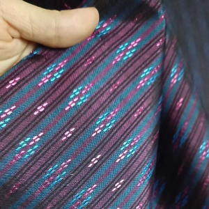 ผ้าถุงไหม ผ้าซิ่นไหม ผ้าไหมยกดอก ผ้าไหมรับไหว้ ผ้าทอเนื้อดี 10