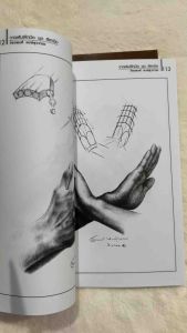 วาดเส้นฝึกมือ ชุด ลีลามือ (ฉบับสุดคุ้ม)  หลักการศิลปะ (ฉบับสุดคุ้ม)ราคานี้ได้รับทั่ง 2 เล่ม