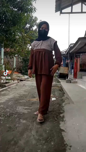 BAJU SETELAN KOMBINASI SALUR TERVIRAL
