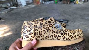 Zeta Shoes - sepatu kulit pria wanita motif leopard model chunky moc wallabee sneakers