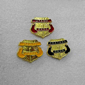 Pin Gada Pratama, Gada Madya, dan Gada Utama Bahan Cor Timbul