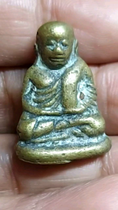 รูปหล่อหลวงพ่อเงิน"ปืนแตก" วัดบางคลานใต้ รุ่นแรก ปี 2522