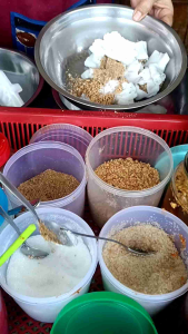 แป้งทำข้าวซอยน้อย 1 ถุงขนาด 200 กรัมถาด 1แพ็คขนาดหน้าถาด 21 นิ้ววิธีทำแปง1 ถุงผสมน้ำ 1700 ลิตรใส่ถาดต้มไม่ติดถาดอร่อยเหนียวนุ่ม