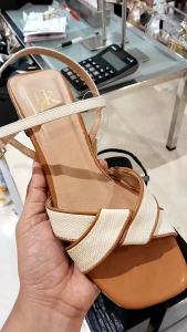 YONGKI KOMALADI‼️ sepatu sandal wanita heels 2cm mewah