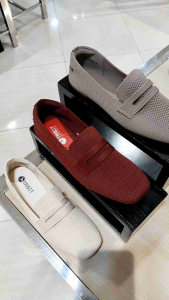 TRISET‼️ sepatu wanita flat ringan dan empuk slip on