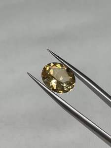 405C- ĐÁ CITRINE THẠCH ANH VÀNG THIÊN NHIÊN ( thông số trong ảnh chụp) 4.05 Carat
