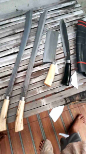 Pisau Daging & Tulang Gagang Kayu Super Tajam