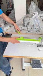 Bộ đèn cọc chỉ máy may máy vắt sổ dạng bóng led đời mới