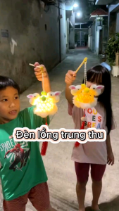 Lồng Đèn Rọ Nhựa Gắn LED Kèm 2 Thỏ Bông Dễ Thương