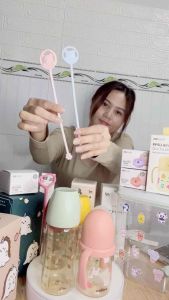 Cây khuấy sữa cho bé hình gấu silicon Que khuấy sữa dễ thương bản Xanh/Hồng