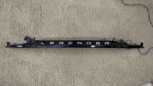 คิ้วฝากระโปรงท้าย fortuner ตัวหนังสือ Legender 2015-2020 มีไฟ คิ้วฝาท้าย คิ้วท้าย fortuner MC สีดำเงา ไฟ LED