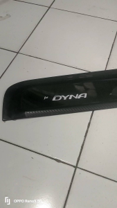 Talang Air Pintu Mobil Dyna Injection Model Giga Jumbo Carbon